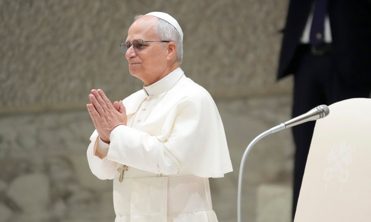 Πάπας προς τους νέους: «Μην αφήνετε τον αλγόριθμο να γράψει την ιστορία σας»