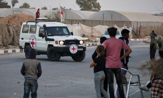 1690784-0c882fd2-gaza-red-cross.jpg