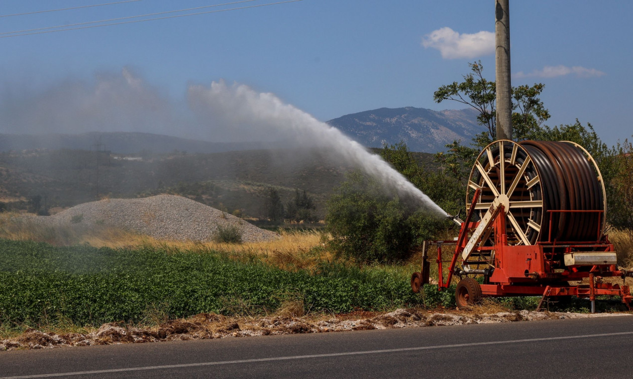 Λειψυδρία: Η «σιωπηλή απειλή» – Το 86% του νερού ξοδεύεται στην άρδευση, τεράστια η κατασπατάληση