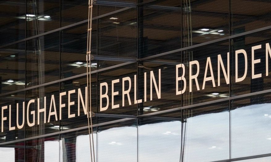 Γερμανία: Αναστολή πτήσεων στο αεροδρόμιο του Βερολίνου μετά από συναγερμό για drones