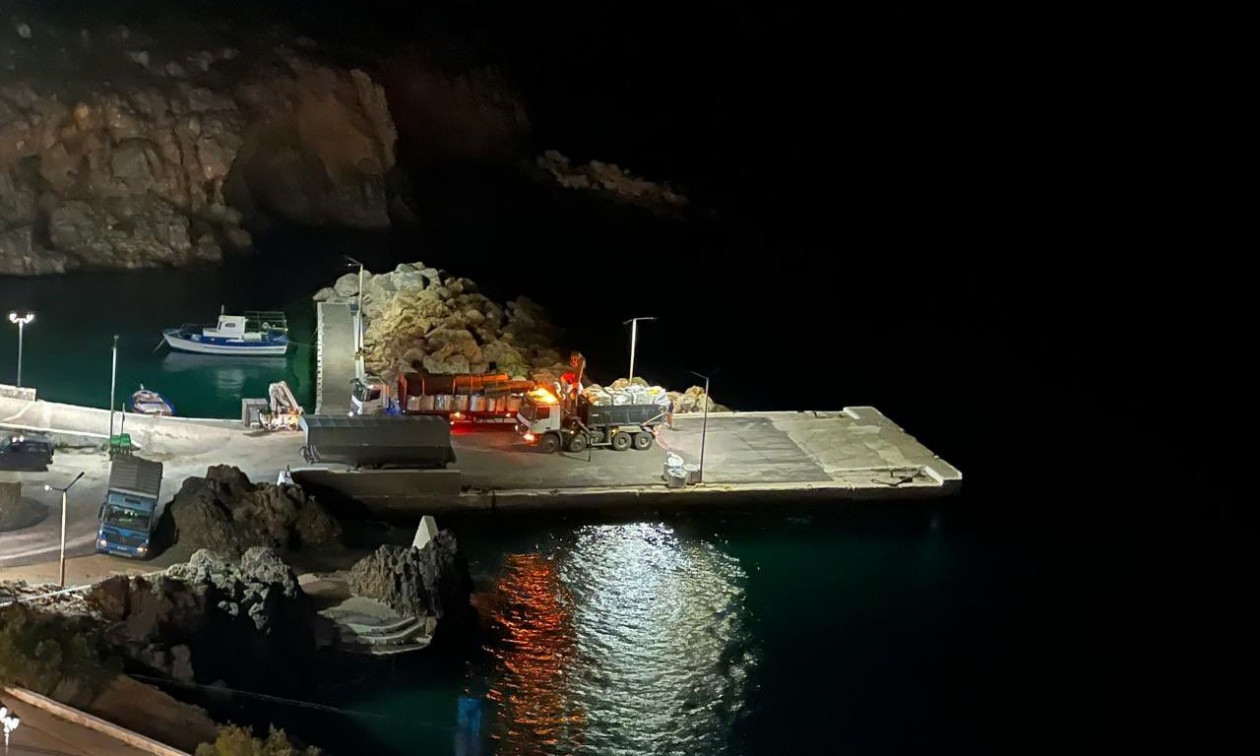 Κικίλιας για Αντικύθηρα: Ολοκληρώθηκε η επισκευή του κρηπιδώματος του Λιμένα Ποταμού