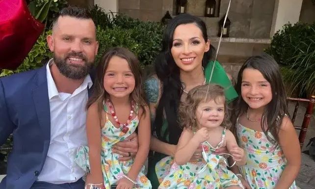 Νεκρός ο πατέρας που άφησε τη 2χρονη κόρη του να πεθάνει στο αυτοκίνητο επειδή έπαιζε βιντεοπαιχνίδι