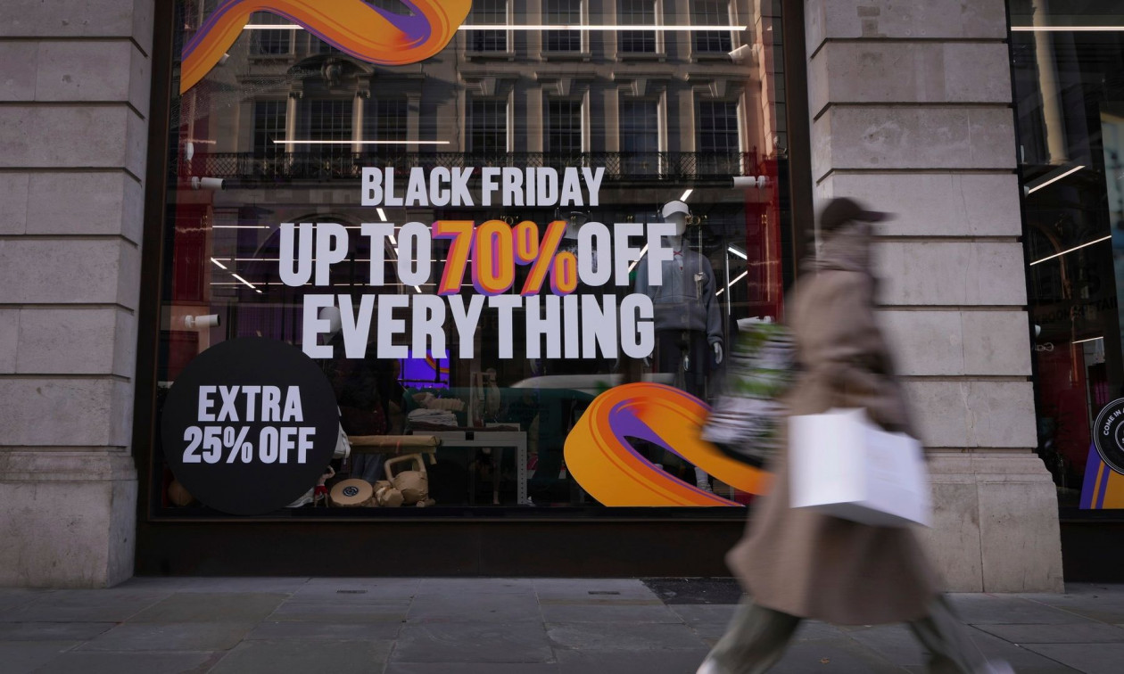 Black Friday 2025: Η ημερομηνία της «Μαύρης Παρασκευής» με τις μεγάλες προσφορές