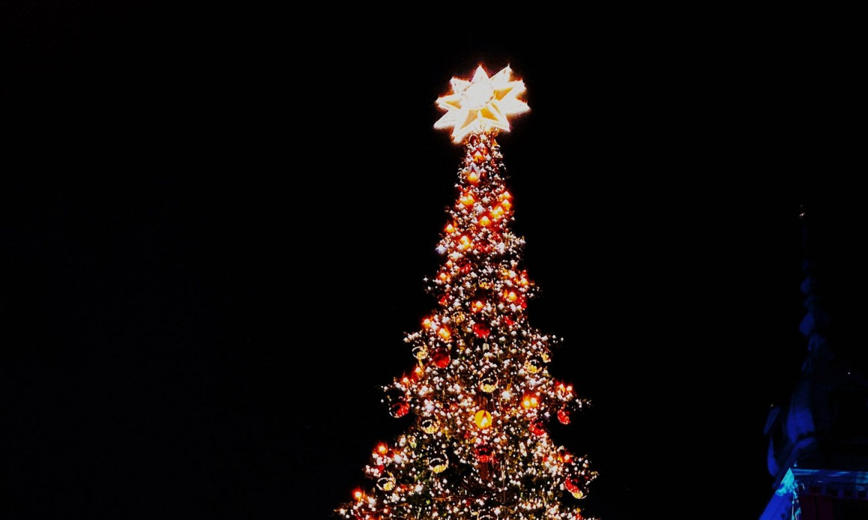 Ταξιάρχης Χαλκιδικής: Δίνει πρώτος το σύνθημα για την έναρξη των Χριστουγέννων