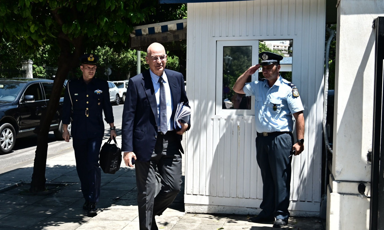 Στην αεροπορική επίδειξη της Πολεμικής Αεροπορίας στο Φλοίσβο αύριο ο Νίκος Δένδιας