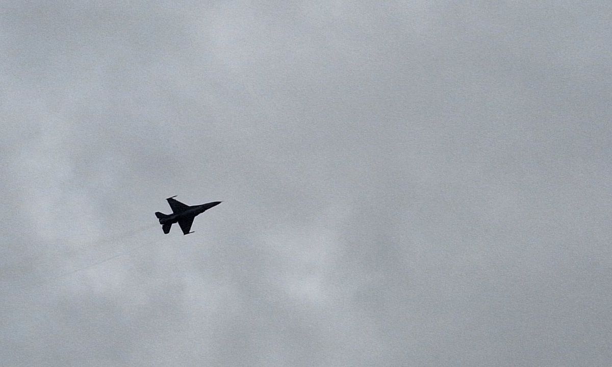 Λάρισα: Αεροπορικές επιδείξεις που «κόβουν την ανάσα» απόλαυσαν στην 110 Πτέρυγα Μάχης