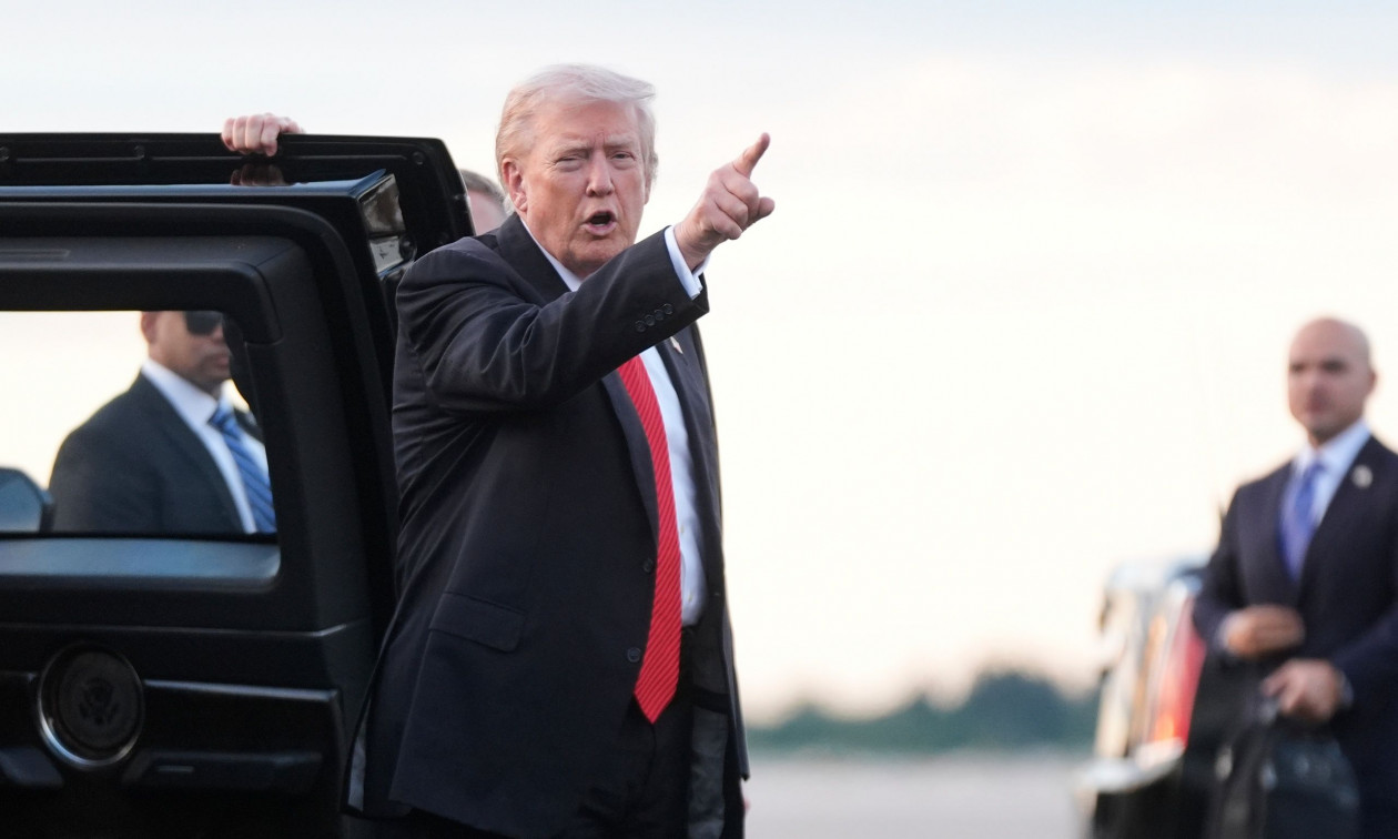 Πώς αντέδρασε ο Τραμπ στο μοντάζ του BBC: Tα επίμαχα αποσπάσματα που «μαγειρεύτηκαν»