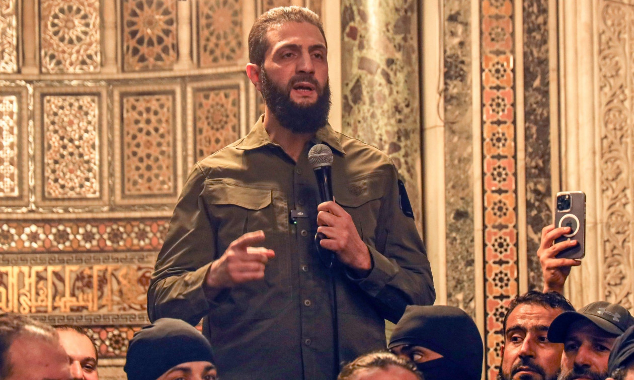 Αχμέντ αλ Σαράα: Από εχθρός των ΗΠΑ, σύμμαχος – Η κρίσιμη συνάντηση του Σύρου προέδρου με τον Τραμπ