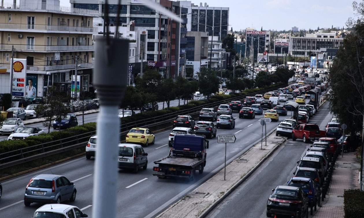 Πιο κοντά στη λύση του κυκλοφοριακού της Αθήνας: Σήμερα η προκήρυξη για τον τριπλό κόμβο