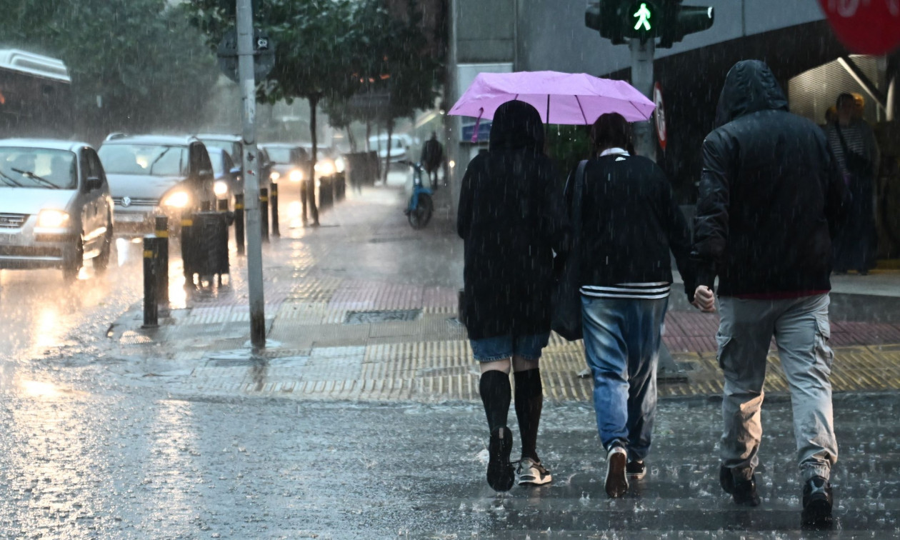 Κολυδάς για την κακοκαιρία: Τι είναι οι «μετεωρολογικές βόμβες» που μας απασχολούν όλο και πιο συχνά