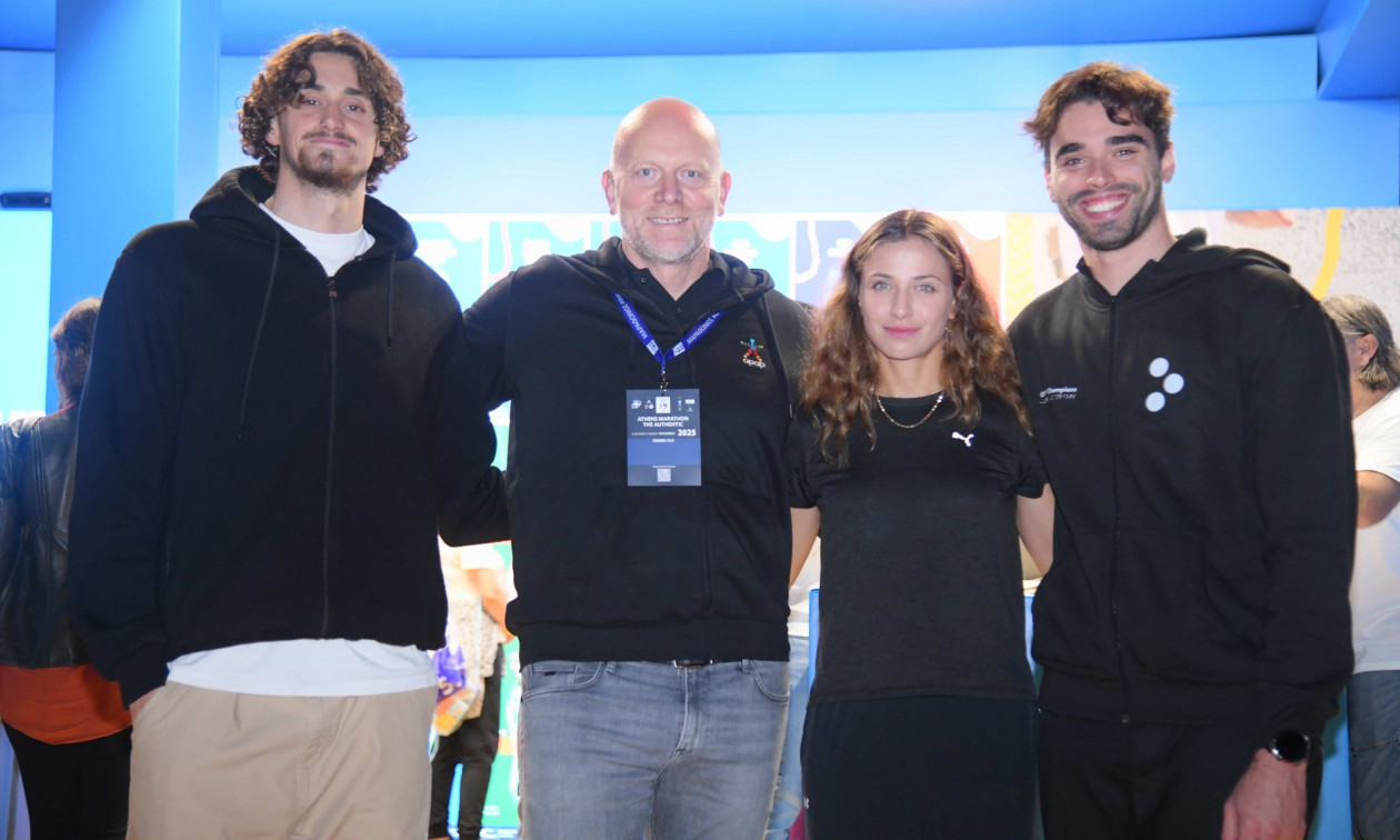 Το μεγαλύτερό βήμα τους μέχρι το επόμενο έκαναν οι δρομείς του 42ου Αυθεντικού Μαραθωνίου της Αθήνας