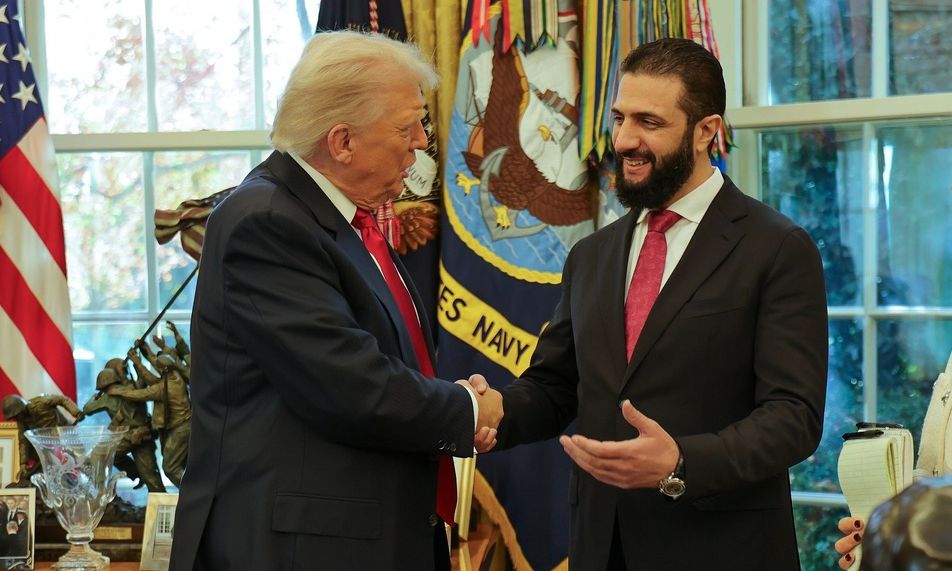 Συρία: Εντάχθηκε στη διεθνή συμμαχία κατά του ISIS – Τα «δώρα» του Τραμπ στον Αλ Σάρα