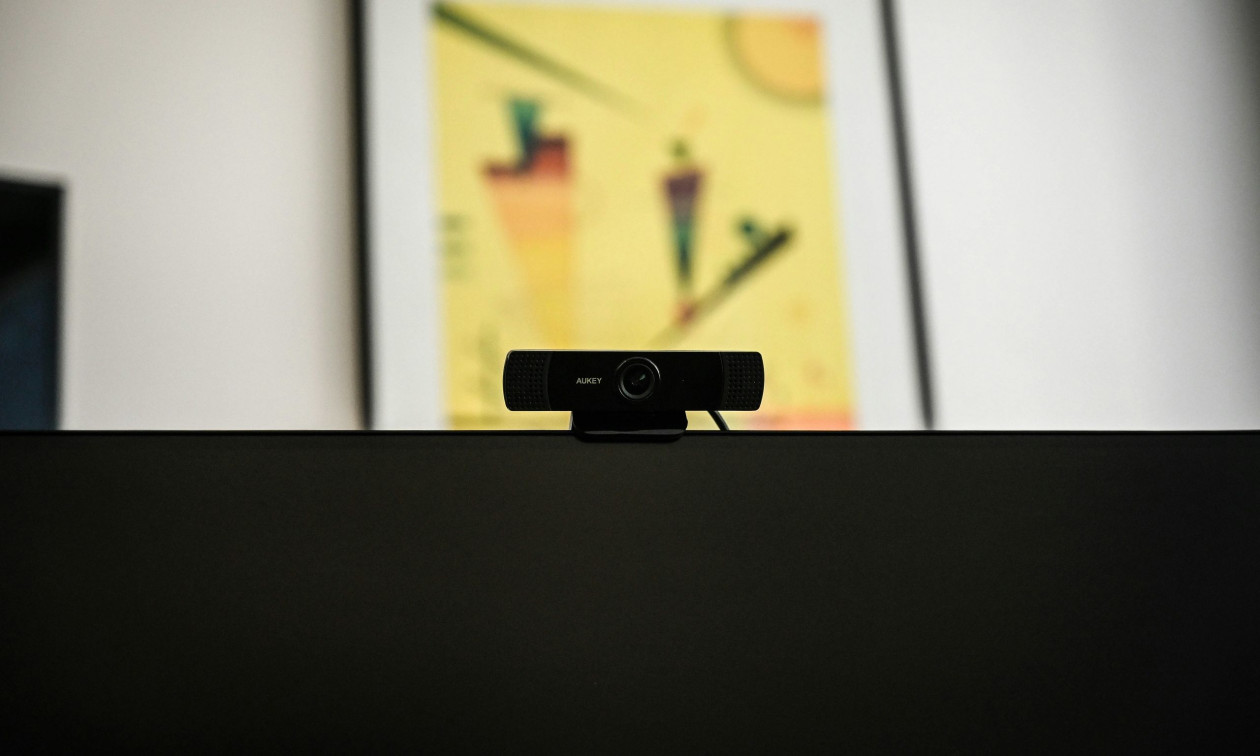 Θεσσαλονίκη: Έστησε κάμερα σε τουαλέτα και βιντεοσκοπούσε πελάτισσα