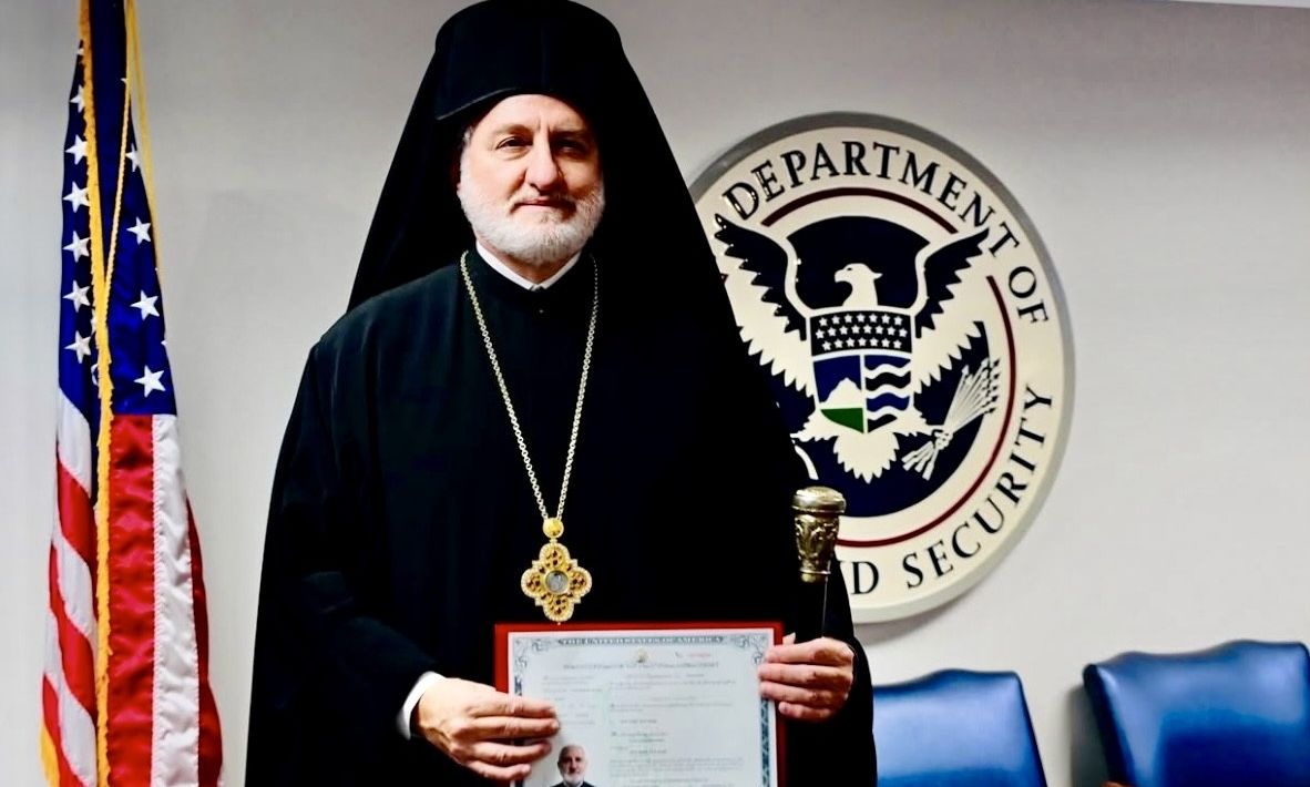 Την αμερικανική υπηκοότητα απέκτησε ο Αρχιεπίσκοπος Αμερικής Ελπιδοφόρος