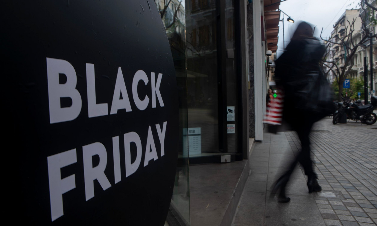 Black Friday 2025: Ποια Κυριακή θα είναι ανοιχτά τα καταστήματα
