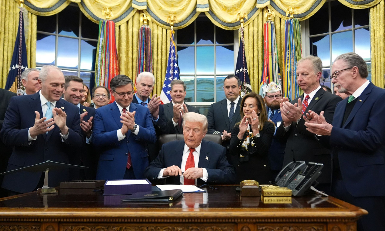 WSJ: Η μυστική συνάντηση που τερμάτισε το shutdown