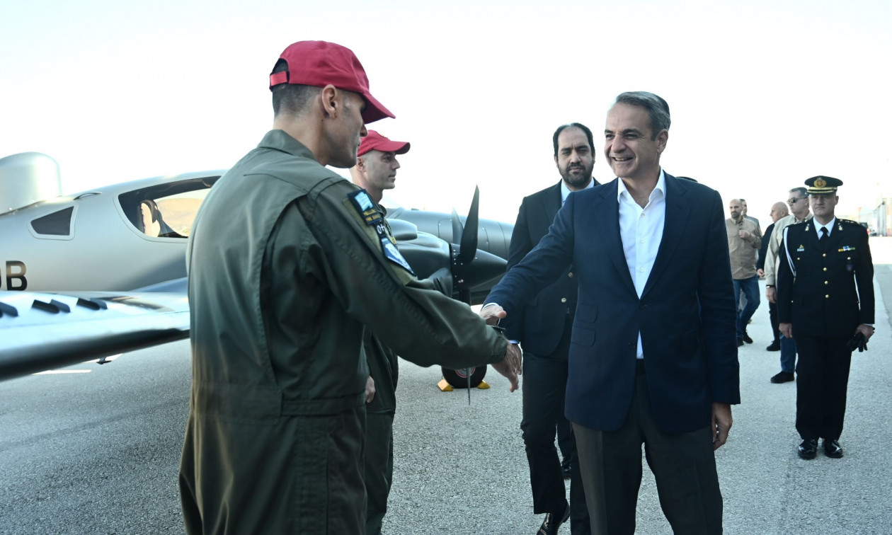 Ο Κυριάκος Μητσοτάκης στην παρουσίαση των 3 πυροσβεστικών αεροσκαφών τύπου Diamond DA62 MPP