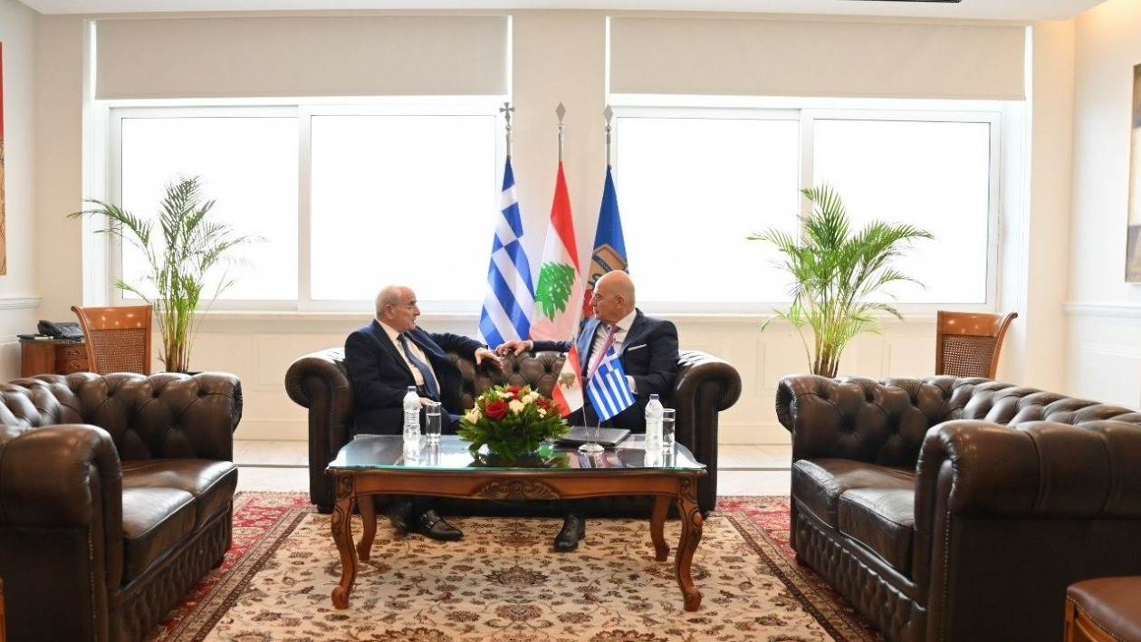 Δένδιας: Τεθωρακισμένα στον Λίβανο – Προτεραιότητα η προστασία των χριστιανικών πληθυσμών