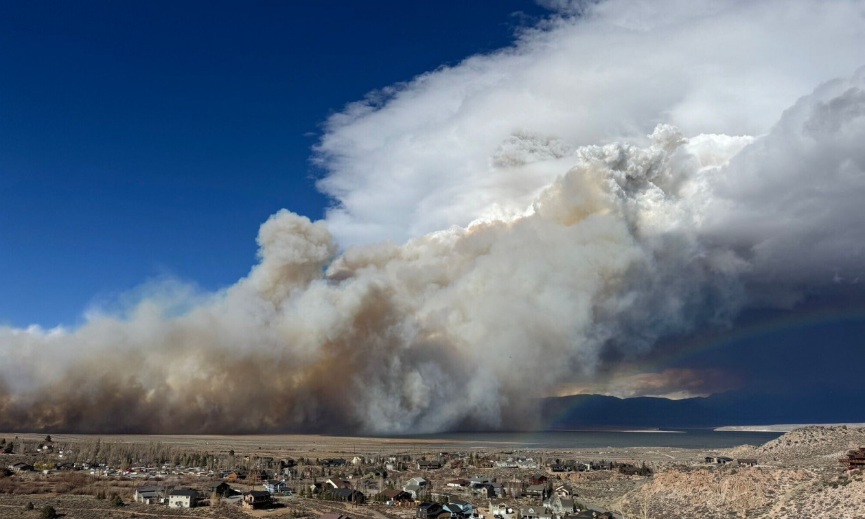 ΗΠΑ: Μια πυρκαγιά και σφοδρές καταιγίδες απειλούν την Καλιφόρνια