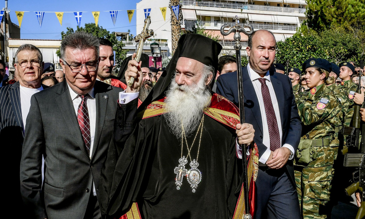 Η Κόρινθος υποδέχτηκε τον νέο Ποιμενάρχη της – Ενθρονίστηκε ο Μητροπολίτης Παύλος