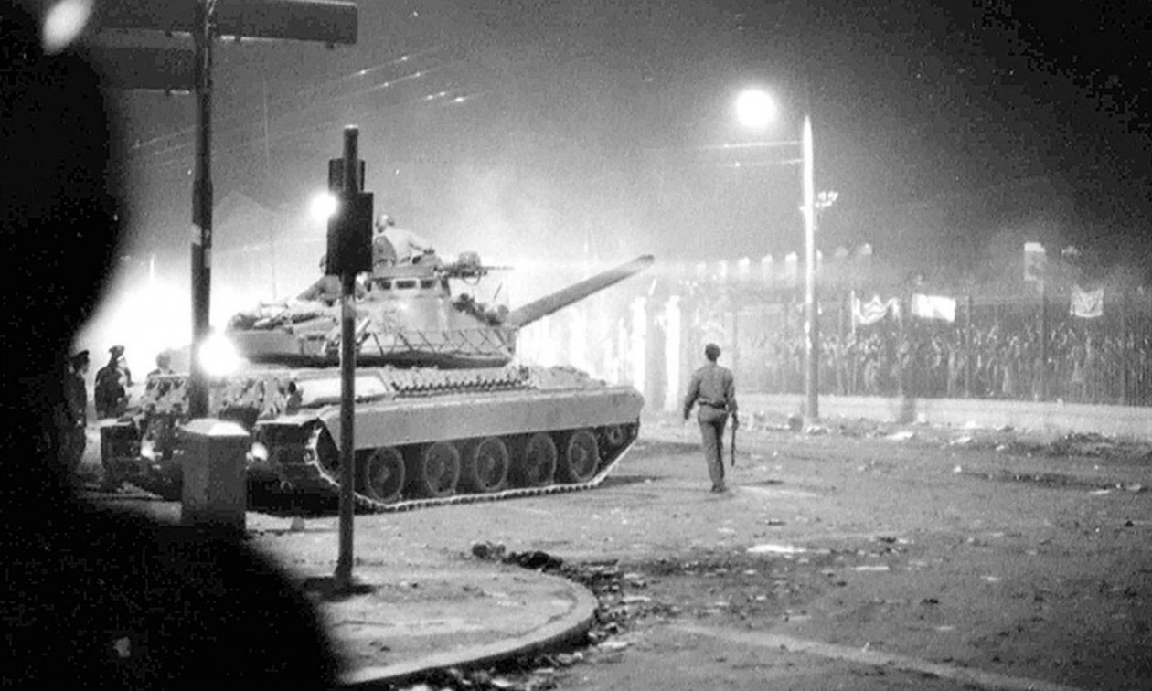 Πολυτεχνείο: Πού βρίσκεται ο «Μορφωμένος», το τανκ που γκρέμισε την πύλη στις 17 Νοεμβρίου 1973