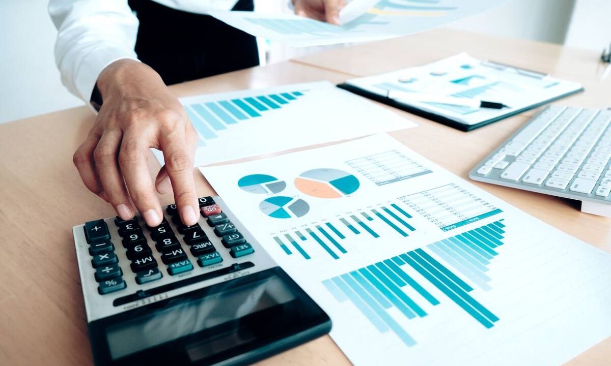 Φιλικότερος ο εξωδικαστικός μηχανισμός – Πώς διασώζονται με πέντε κινήσεις οι οφειλέτες