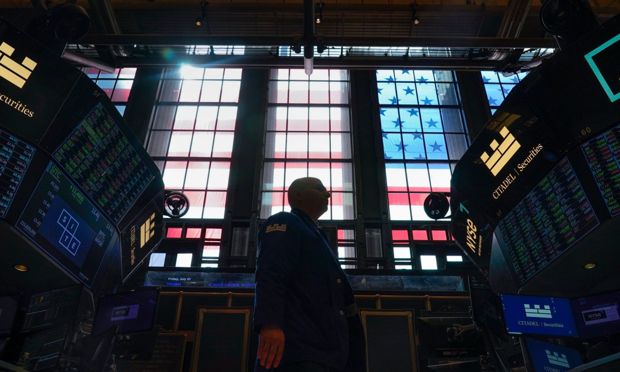 Wall Street: Τέταρτη συνεδρίαση με απώλειες για Dow Jones και S&P 500