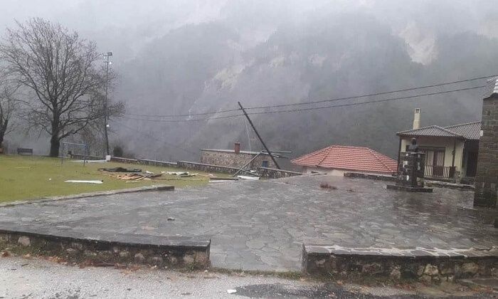 Έντονη κακοκαιρία στην Ήπειρο: Δύο κτηνοτρόφοι αποκλείστηκαν λόγω ορμητικών νερών