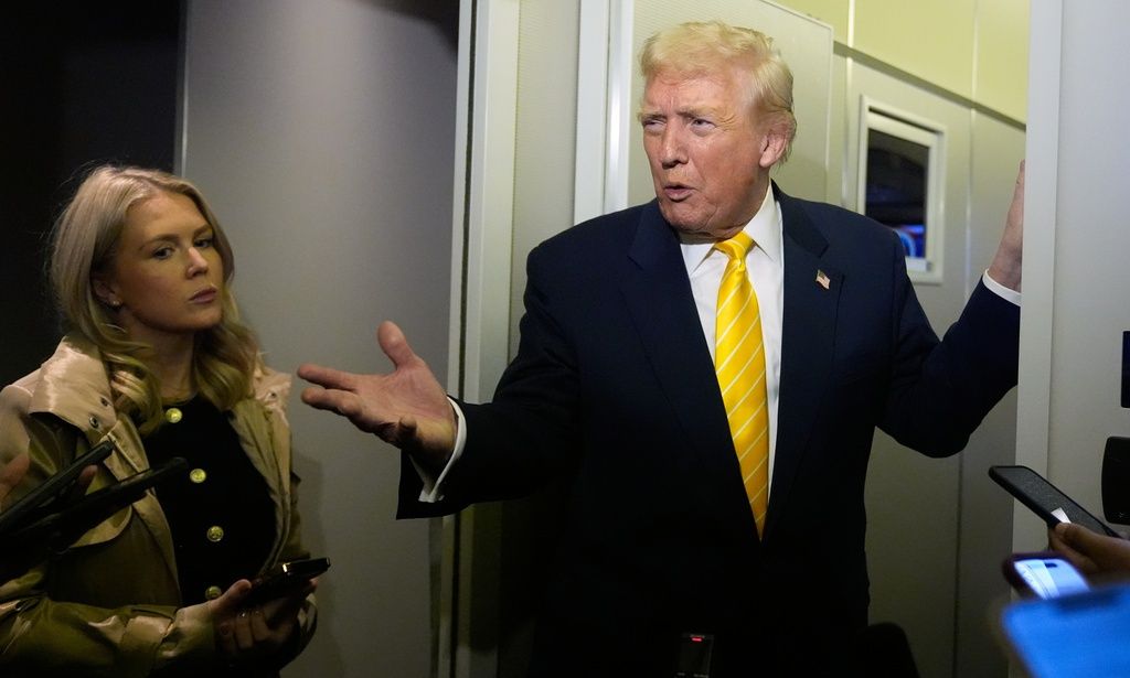 Επιμένει ο Λευκός Οίκος: Η δημοσιογράφος που αποκάλεσε «γουρούνα» ο Τραμπ «πήγαινε γυρεύοντας»