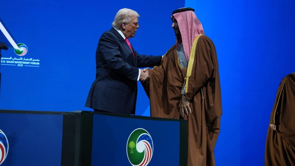 Τραμπ: Θέλει τον ηγέτη της Σαουδικής Αραβίας σε θέση-κλειδί για την ανοικοδόμηση της Γάζας