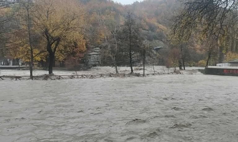 Κακοκαιρία: Χωρίς νερό το Νεστόριο, η Πτελέα και το Κρανοχώρι – Καταστροφές στο χωριό Γράμμος