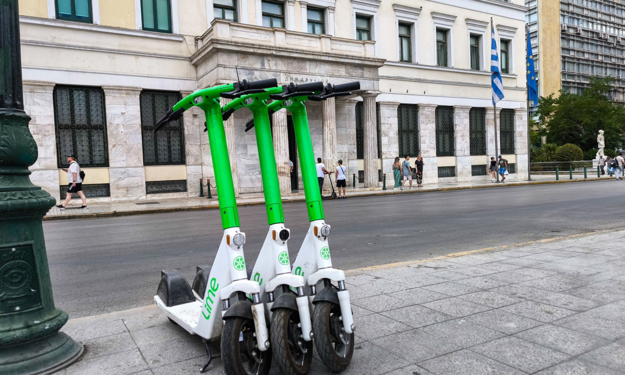 Τέλος το χάος με τα πατίνια στην Αθήνα: Έρχονται νέοι κανόνες και «τσουχτερά» πρόστιμα