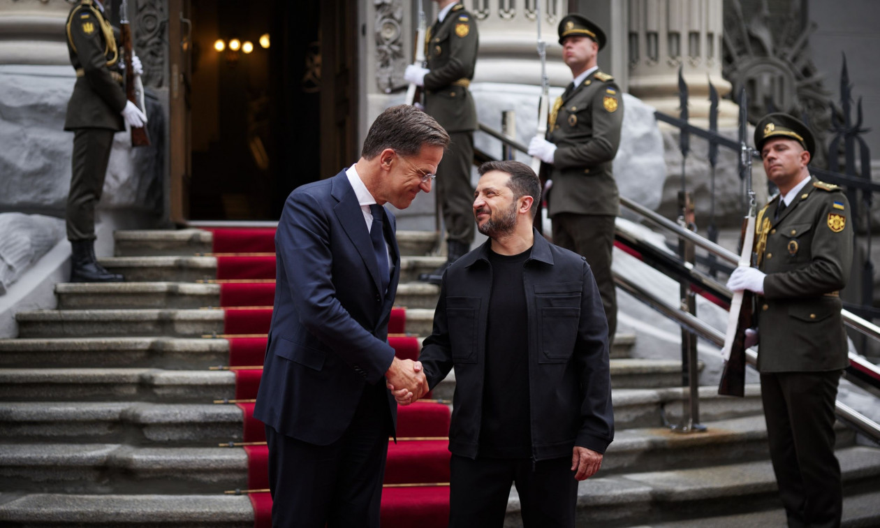 Ο Ζελένσκι μίλησε με τον γενικό γραμματέα του ΝΑΤΟ Μαρκ Ρούτε