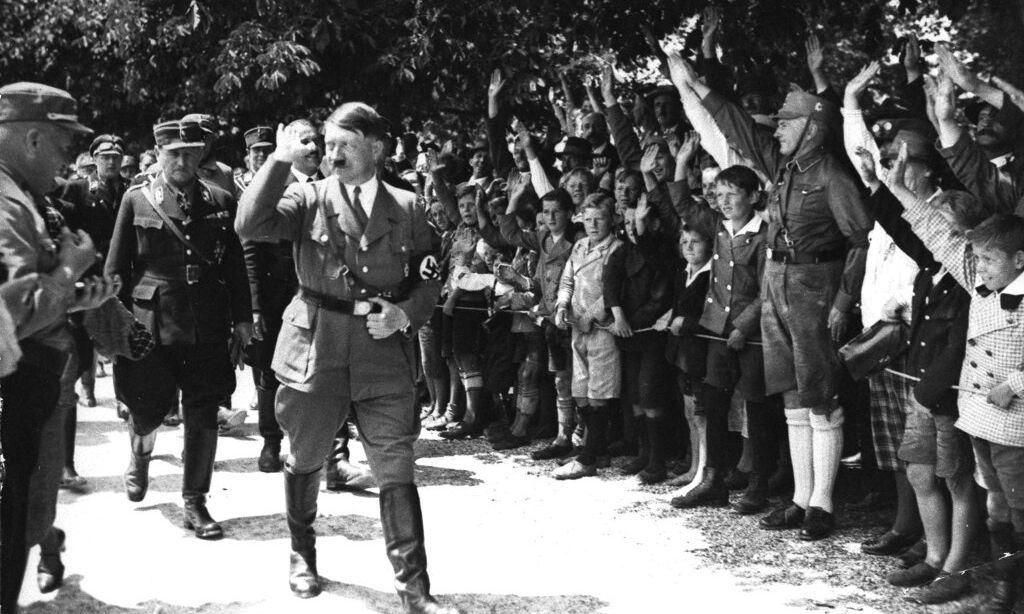 Ο «Αστρολόγος της Αυλής του Χίτλερ» δεν προέβλεψε τη δική του πτώση