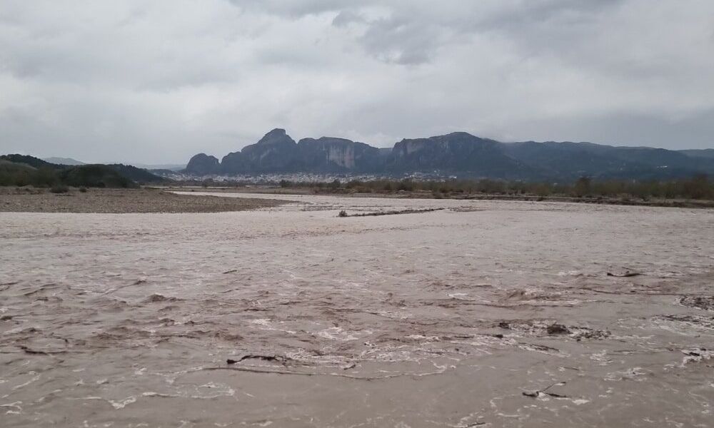 Τρίκαλα: Παραμένουν αποκλεισμένα χωριά στην περιοχή του Ασπροποτάμου λόγω της κακοκαιρίας