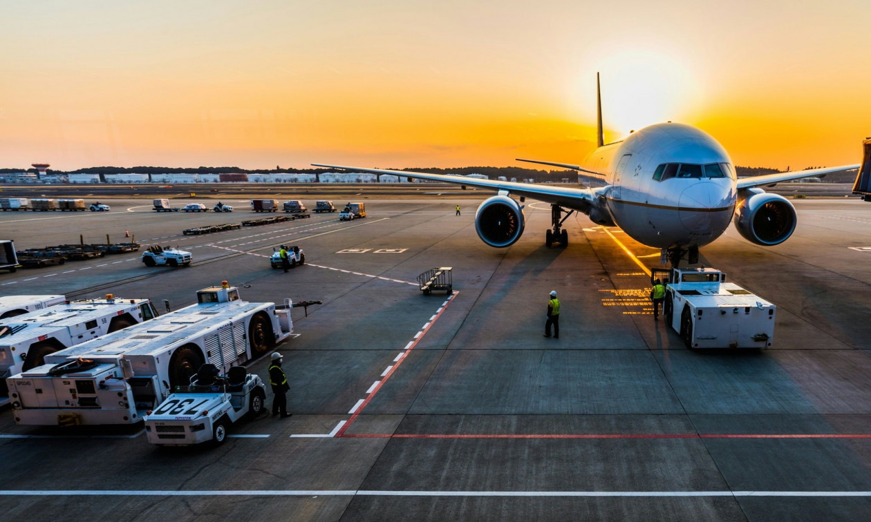 Ολλανδία: Διακόπηκε η κυκλοφορία στο αεροδρόμιο του Αϊντχόφεν λόγω εμφάνισης drone