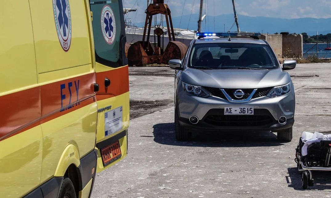 Χειροπέδες σε 63χρονο για ενδοοικογενειακή βία σε φέρι μποτ – Με μώλωπες η 50χρονη γυναίκα του