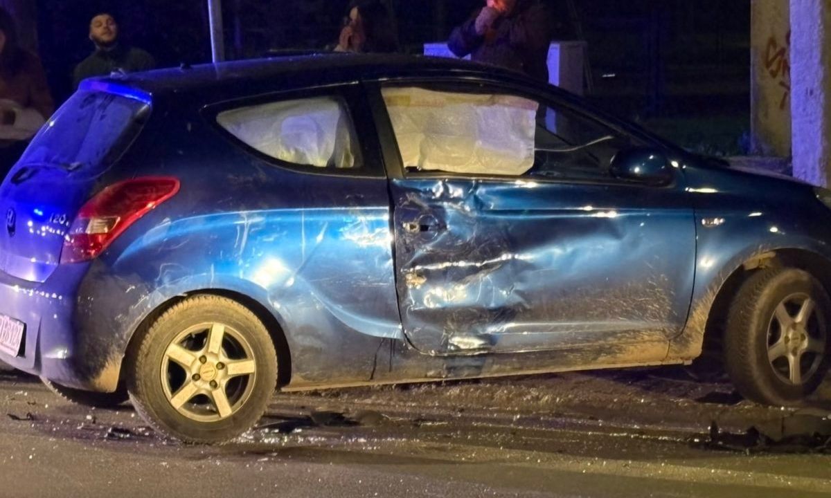 Σοβαρό τροχαίο με τραυματισμό στη Λάρισα: Αυτοκίνητο συγκρούστηκε με μηχανή