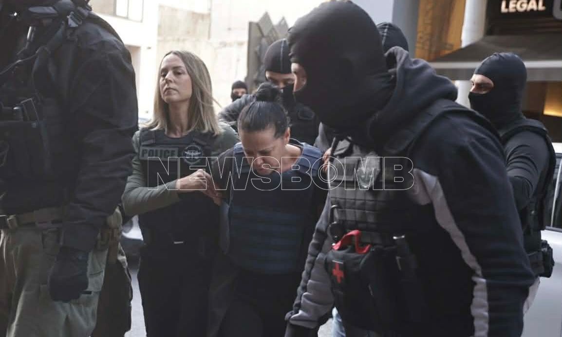 Σαλαμίνα: «Πότε κλαίει, πότε χτυπάει το κεφάλι της στον τοίχο»  Η δήλωση του δικηγόρου της δολοφόνου