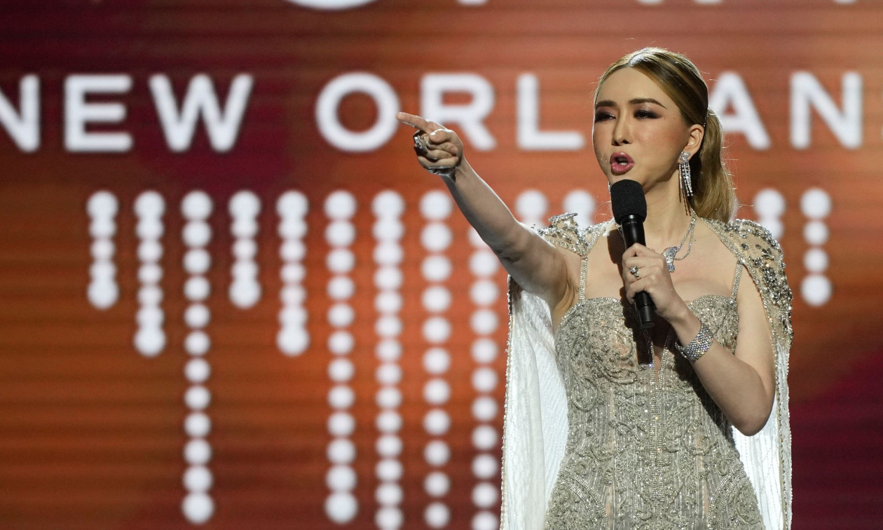 Ένταλμα σύλληψης για τη συνιδιοκτήτρια του διαγωνισμού Μις Υφήλιος για απάτη