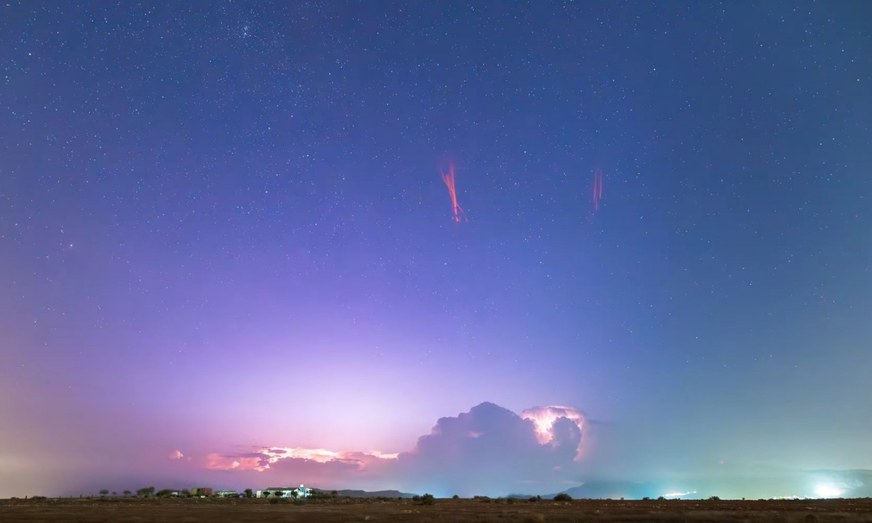 Εντυπωσιακό φυσικό φαινόμενο στην Κύπρο: Red Sprites εμφανίστηκαν στον ουρανό – Δείτε βίντεο