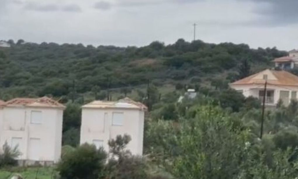 Φοινικούντα: Ανεμοστρόβιλος προκάλεσε καταστροφές σε σπίτια και επιχειρήσεις