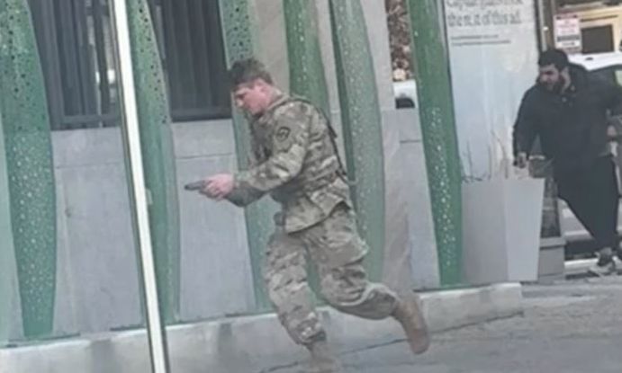 ΗΠΑ: Στο φως οι πρώτες αποκλειστικές φωτογραφίες από την επίθεση σε μέλη της Εθνοφρουράς