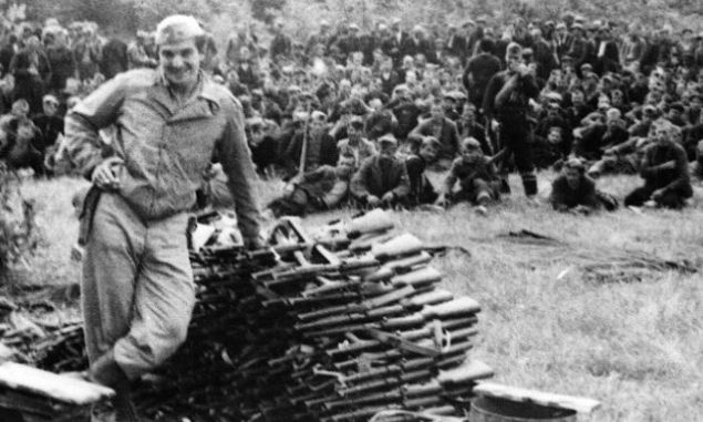 Το άγνωστο 122 ελληνικό τάγμα του αμερικανικού στρατού, ο ταγματάρχης Κλάινος και η εντολή Χίτλερ