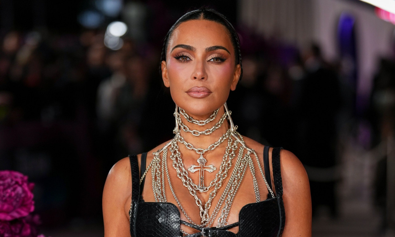 Κιμ Καρντάσιαν: Ο εγκέφαλός της έχει «χαμηλή δραστηριότητα» μετά τη διάγνωση ανευρύσματος