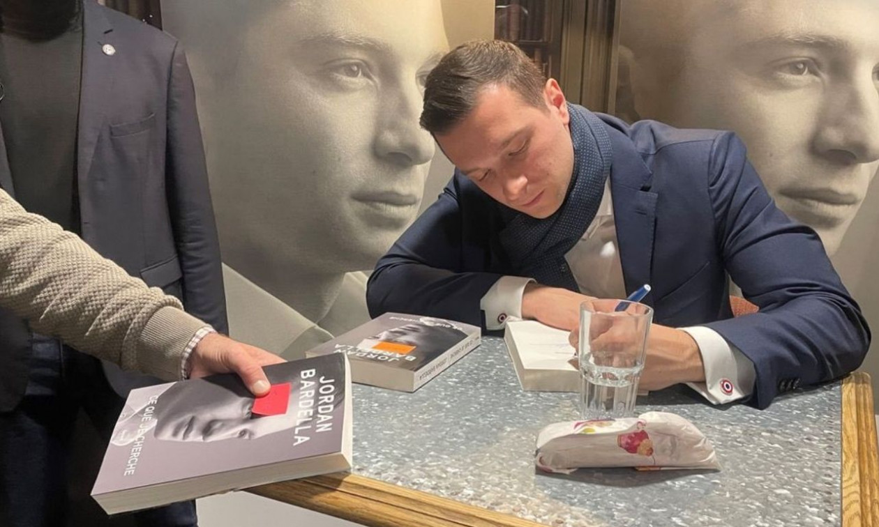 Γαλλία – Μπαρντελά: Δέχθηκε επίθεση ενώ υπέγραφε βιβλία