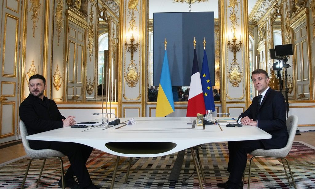 Μακρόν: «Ολοκληρωμένες» οι εγγυήσεις ασφαλείας για την Ουκρανία – «Ανέτοιμο» το σχέδιο για τα εδάφη