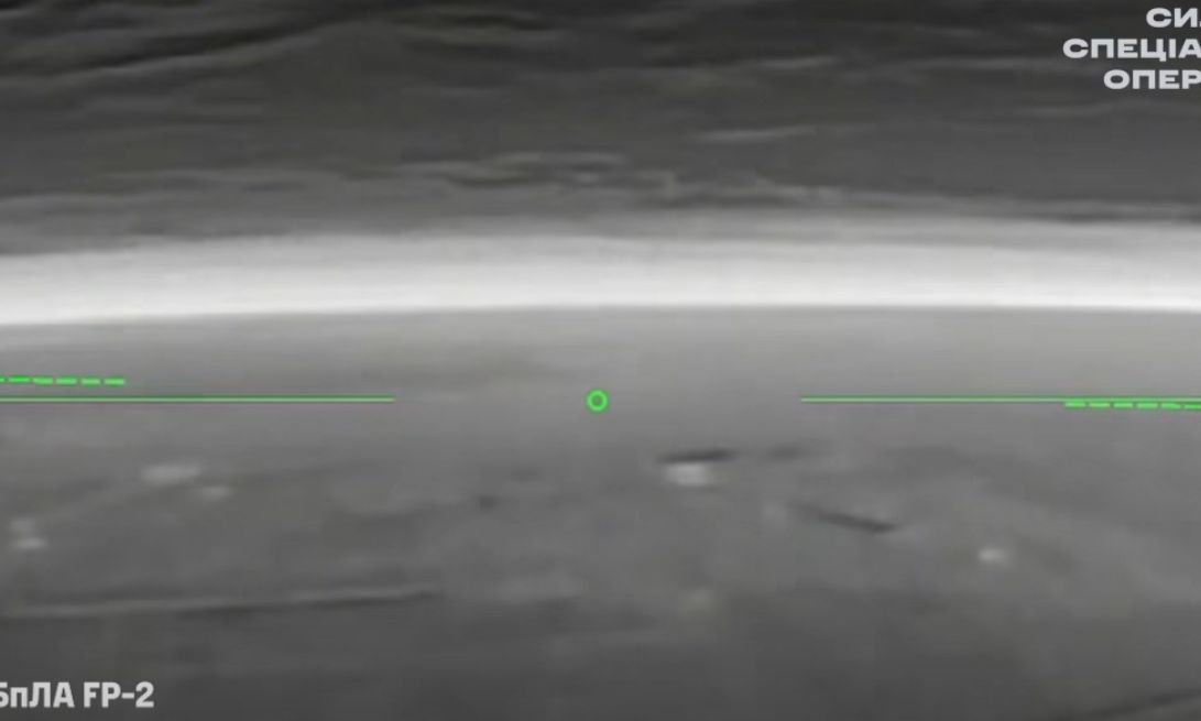 Βίντεο: Η στιγμή που ουκρανικά drones επιτίθενται σε βάση μη επανδρωμένων αεροσκαφών στην Κριμαία