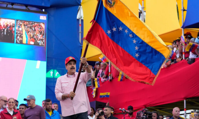 1698166-d6151cbb-maduro-112.jpg