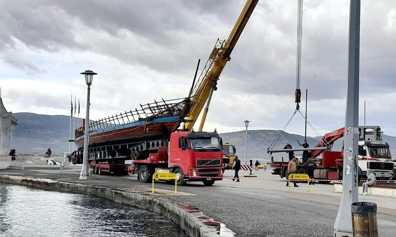 Σάπισε η Αργώ – Θλίψη για το εμβληματικό σκάφος που αναβίωσε τον μύθο της Αργοναυτικής Εκστρατείας